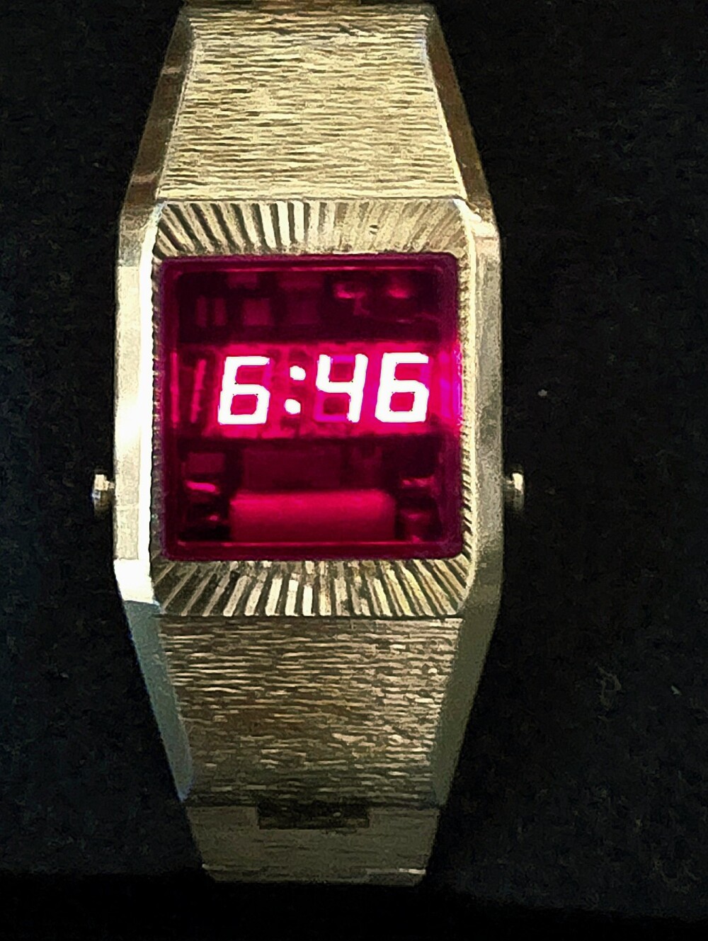 VTG Sanyo Sears Roebuck A6 Led Digital Date 20mm Women's 6" Watch Japan WORKS